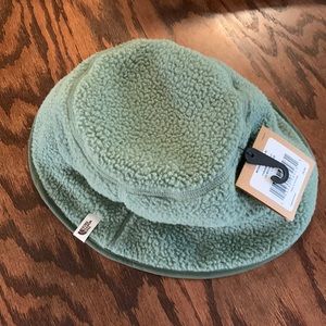 North face bucket hat